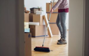 Move out cleaning Seattle service by BBK Cleaners preparing a home for inspection